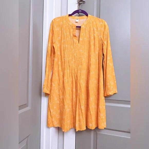 Old Navy Mustard Yellow Floral Long Sleeve Pintuck Dress Size Medium NWT - Picture 3 of 4